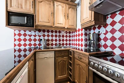 Komfortable Wohnung · Pistennähe · Balkon