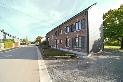 Ferienhaus in Petithan mit Garten
