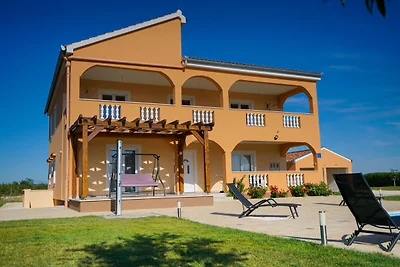 Mooie vakantiewoning in Prkos met veel...