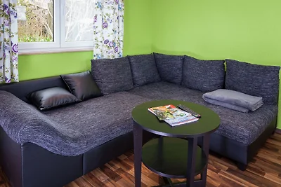 Gemütliches Ferienhaus mit Swimmingpool in...