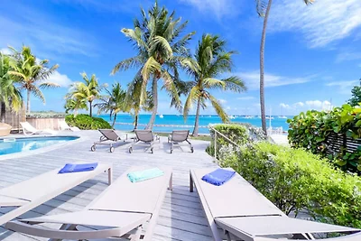 Villa in Saint François mit Lagune und Pool