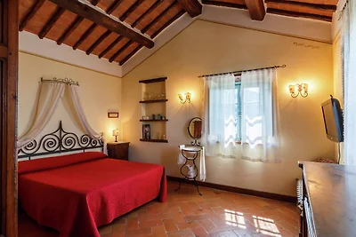 Noble Villa in Cortona mit Swimmingpool