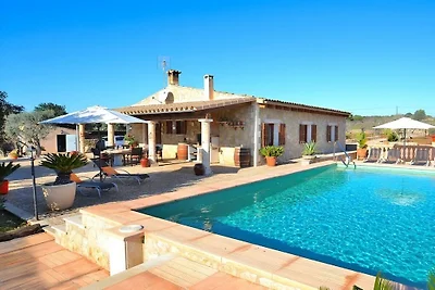 Finca in Ariany mit Schwimmbecken