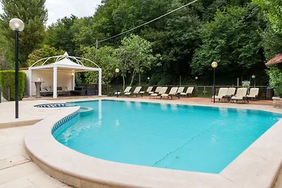 Zweizimmer-Ferienhaus mit Pool