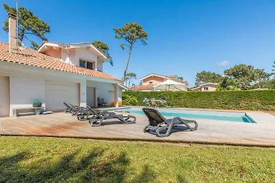 Villa mit Schwimmbad 400 Meter vom Strand...