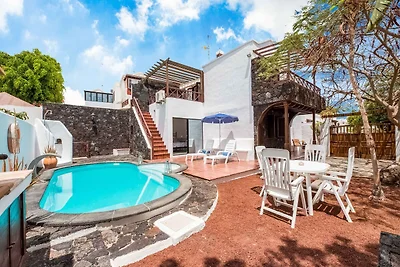Belvilla von OYO Villa Aloe