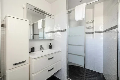 Urocze mieszkanie 1BR/4P - Antibes