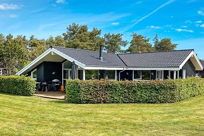 Spaziosa fuga familiare -- By Traum...