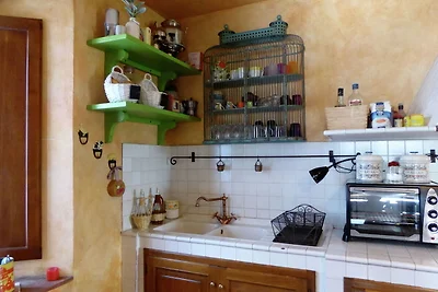 S. Romano in Garfagnana: villa di lusso, vasc...