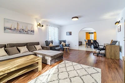 Geräumige mediterrane 3-Zimmer-Wohnung in...