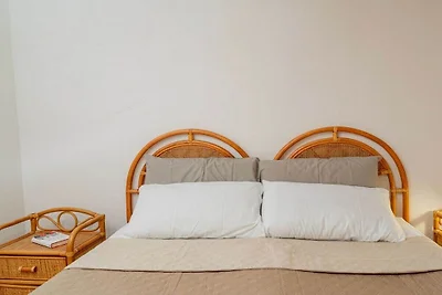 Wohnung in San Teodoro mit Terrasse