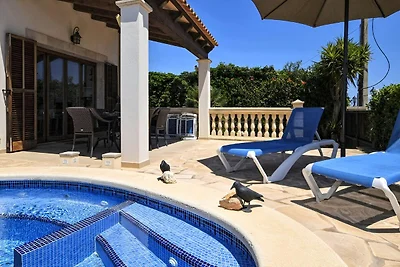 Villa in Santanyí mit Pool und Grill