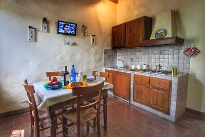 Wohnung in einem Bauernhaus mit Swimmingpool