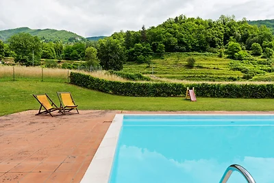 Malerische Wohnung in Fosciandora mit Pool