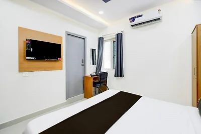 Soggiorni eleganti a Lanco Hills Gachibowli