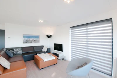 Lodge dal design moderno con microonde...