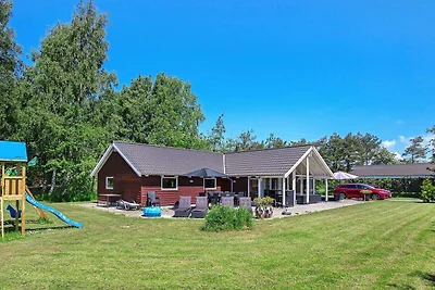 10 Personen Ferienhaus in Væggerløse-By Traum