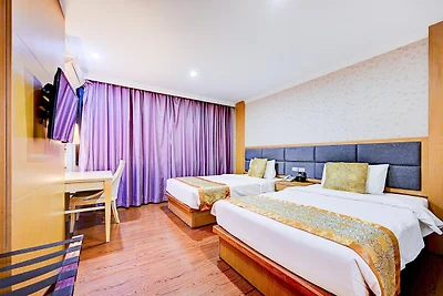 Moderner Twin Haven | Zentrale Basis in...