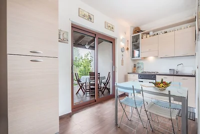 Accogliente cottage con giardino privato ad...