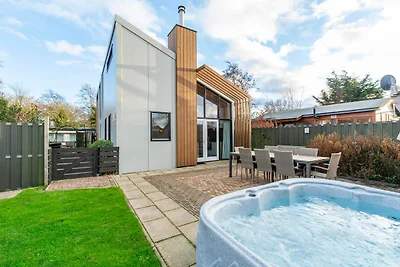 Villa nahe Sint Maartenszee Strand mit...