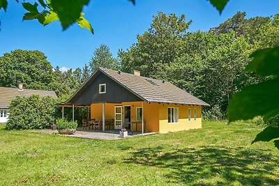 Cozy Holiday Home in Aakirkeby with Nature...