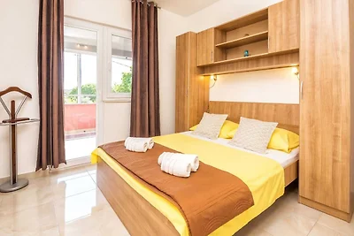 Holiday Home Marinela - Four Bedroom Holiday ...