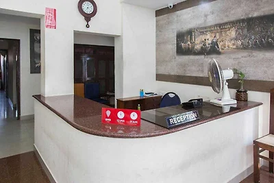 Hotel O Kazhakuttam Railway Station