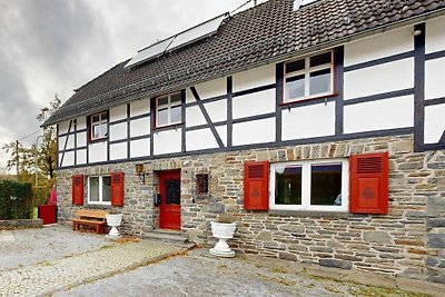 Ferienhaus in Monschau mit Schwimmbecken