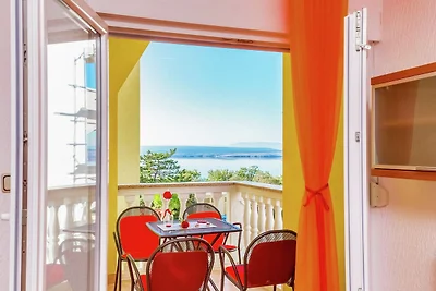 Wohnung in Dramalj mit Meeresstrand
