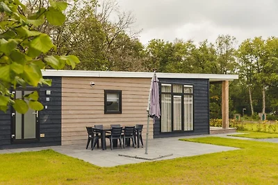 Charakteristisches Chalet mit Garten, am...