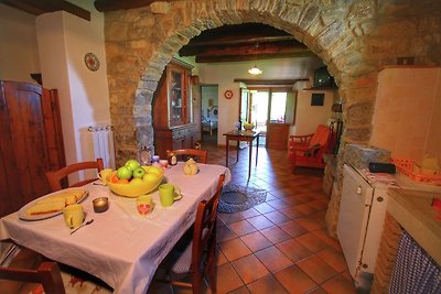 Sontuoso agriturismo a Ortignano con piscina