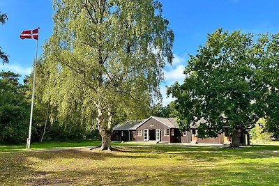 42 persoons vakantie huis in Aakirkeby