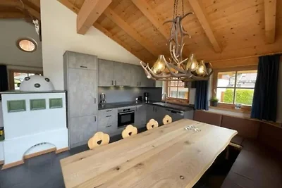 Chalet panoramico in vetro con sauna