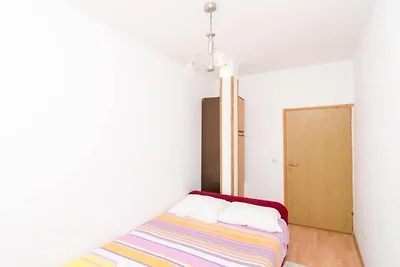 Guest House Sobra 38 - Double Room with Balco...