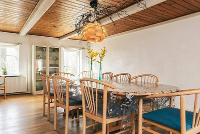 Rustiek huisje met open haard