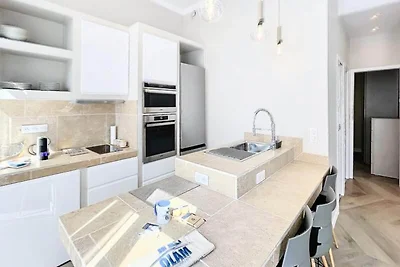 Moderne 2-Zimmer-Wohnung im ruhigen Cannes Hy...