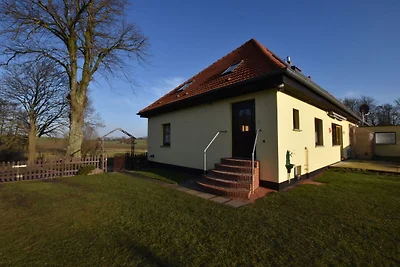Ferienwohnung mit Terrasse in Kropelin
