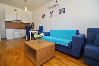 Apartments Kula - Comfort One Bedroom Apartme...