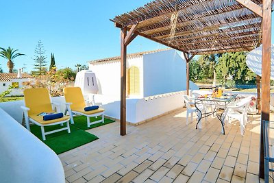 Ferienhaus in Vilamoura mit Garten