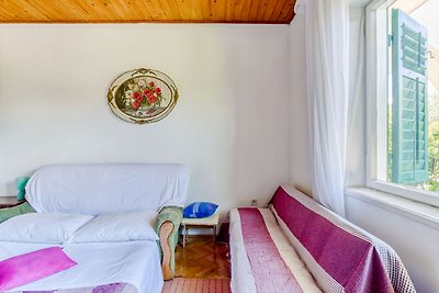 Einfache Wohnung in Šibenik in der Nähe von S...