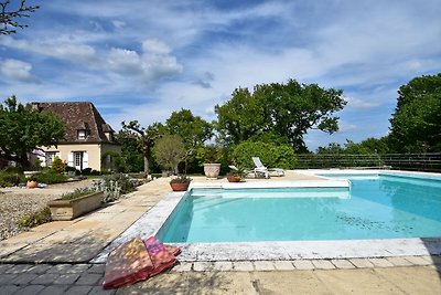 Luxuriöses Landhaus mit Swimmingpool in...