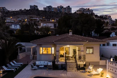 Häuser & Villen für 6 Personen