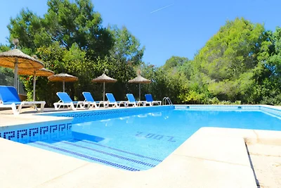 Haus in Campos mit Pool in der Nähe von Es...