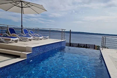 Luna Maris App 2 mit Balkon und Swimmingpool