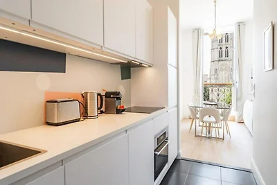 Appartamento a Bordeaux vista cattedrale