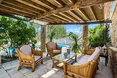 Appartamento a Murter con piscina