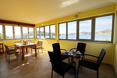 Holiday Home Katica - One Bedroom Holiday Hom...