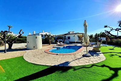 Ferienhaus in Cambrils mit Schwimmbecken