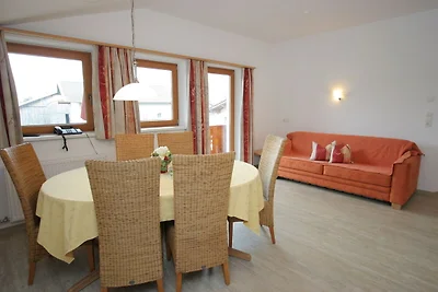 Charmante Wohnung in Uderns mit Balkon