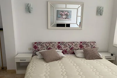 Villa Apartments Babaja - Studio Apartment wi...